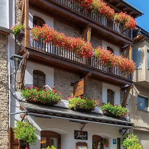 Fonda Merce Llivia
